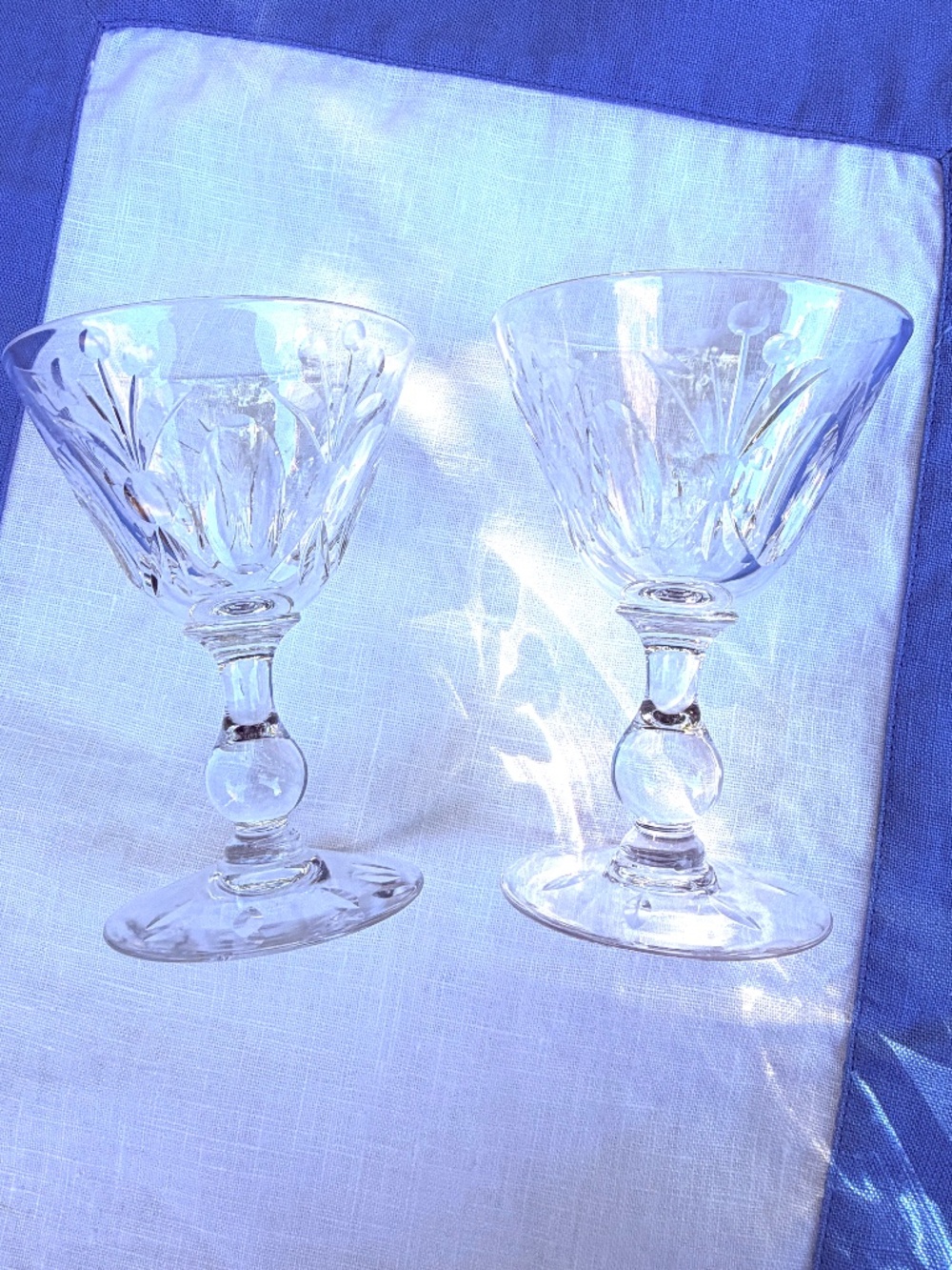 Pair of crystal cocktail glasses, small, vintage.